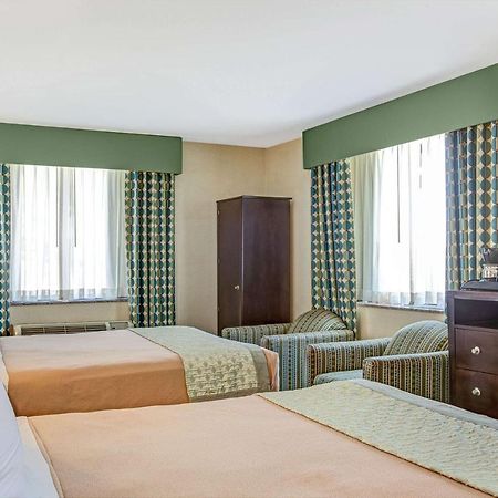 Hillcrest Hotel Near Jfk Airtrain Nova York Exterior foto